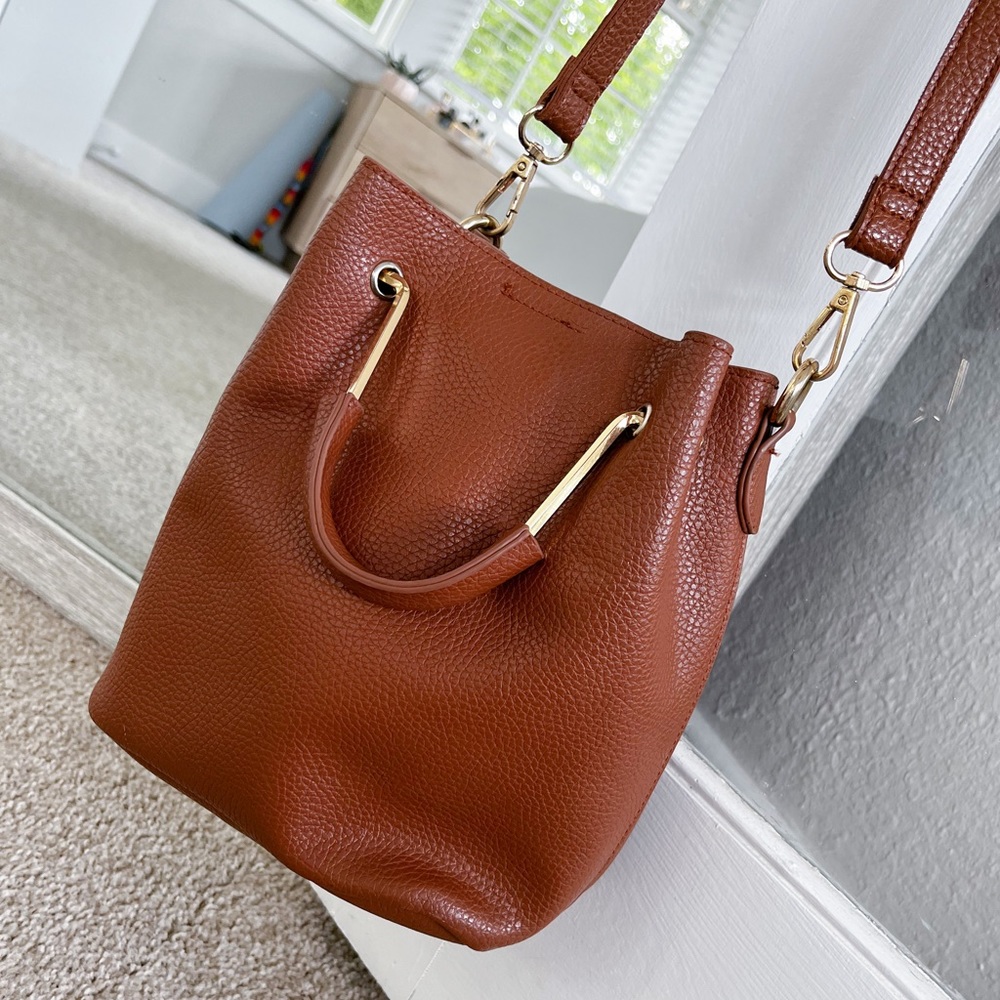 Cute bucket purse!
